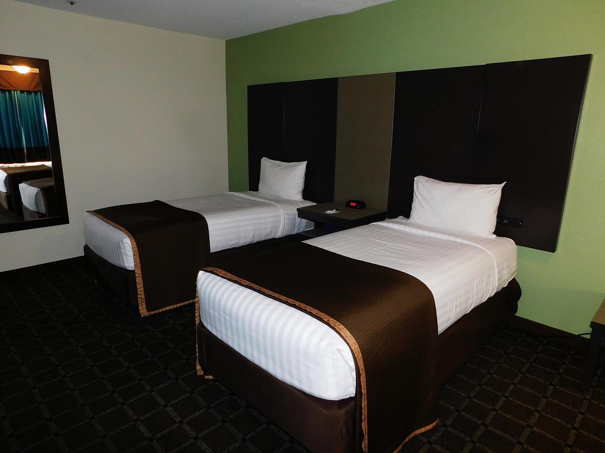ทราเวลลอดจ์ แองเจิลส์ แคมป์ แคลิฟอร์เนีย Motel ภายนอก รูปภาพ